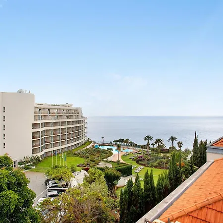 Penthouse Vista Mar * 丰沙尔